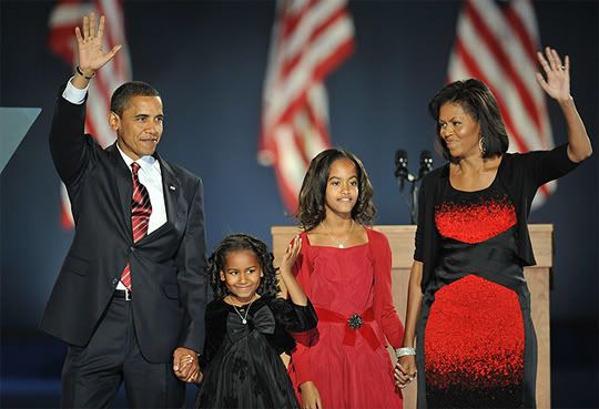  photo ObamaFamilyElectionNight2008.jpg