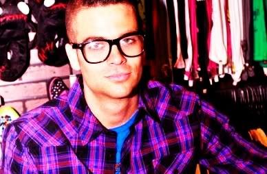 MARK-SALLING-GLEE-PIANO-2.jpg
