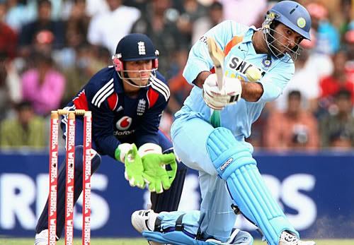 Yuvraj Singh attempts the sweep