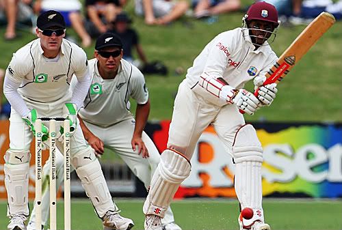 Shivnarine Chanderpaul works one to the on side