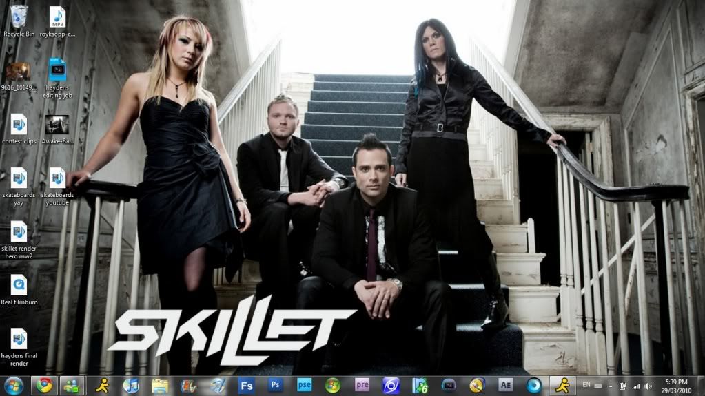 skilletwallpaper.jpg