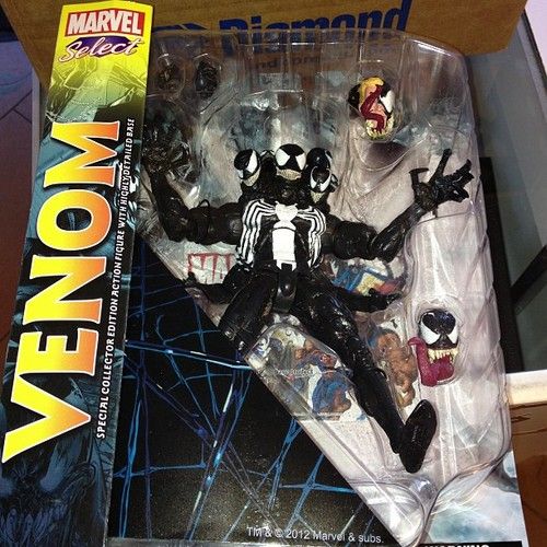 Marvel Universe Shop figure