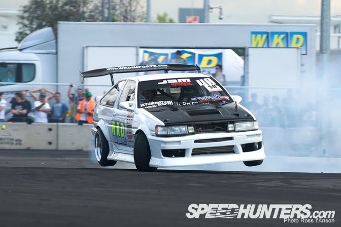 [Image: DSC_740320copy.jpg]