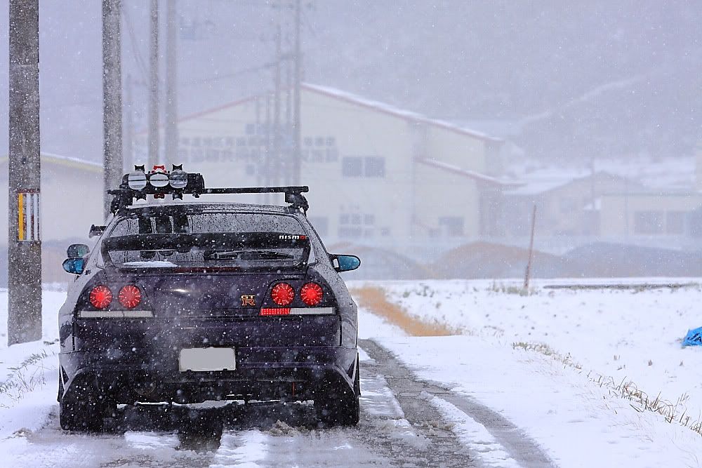 [Image: gtr_snow.jpg]