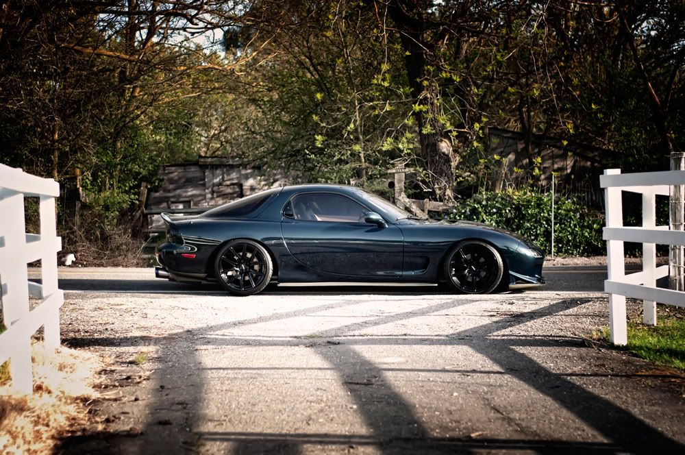 [Image: mazda1f.jpg]