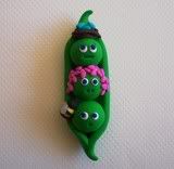 Welcome Spring! peapod magnet by Polpette Clay