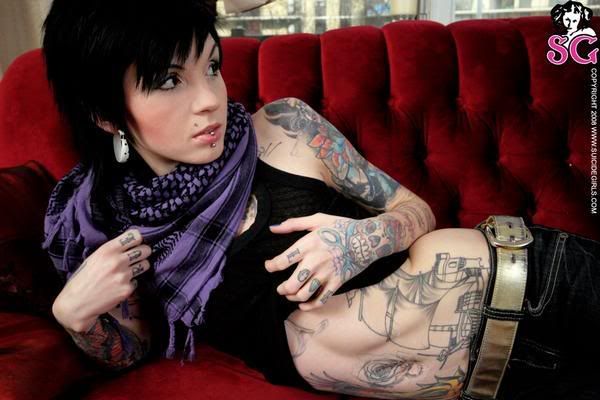 [img width=600 height=400]http://i220.photobucket.com/albums/dd315/DolceChiara/l_e1d555f41da74a1f8980aff558148fc9.jpg[/img]