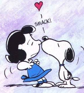 snoopy-lucy-kiss.jpg