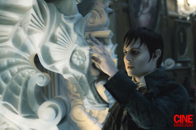 DarkShadows_EXCL6.jpg