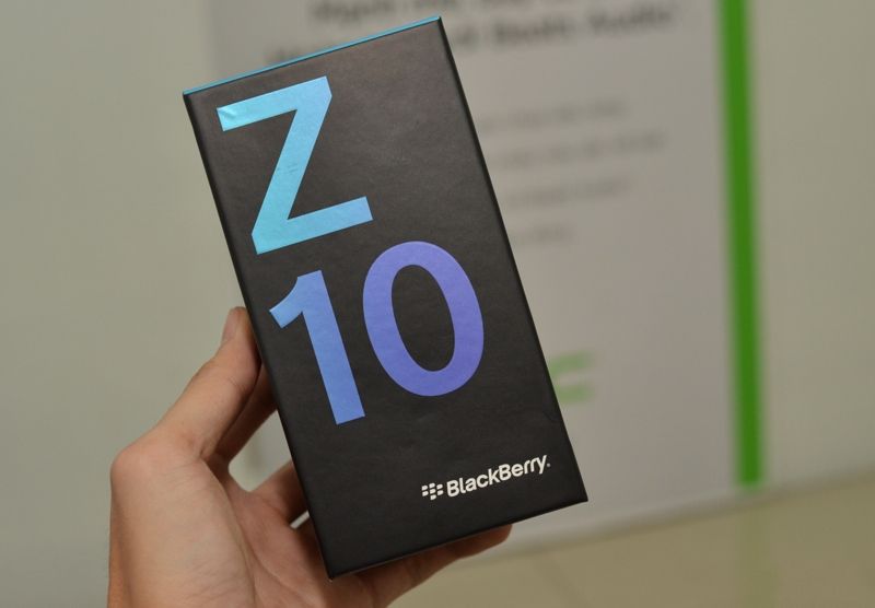 Bán Blackberry Z10 hàng mới nguyên hộp, đầy đủ phụ kiện.