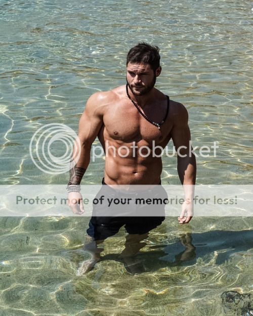 tumblr_ok5330JCPc1vnvl33o1_500_zpsmqmbd8