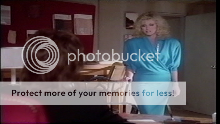 vlcsnap-2014-12-11-22h13m58s108_zps7ac93