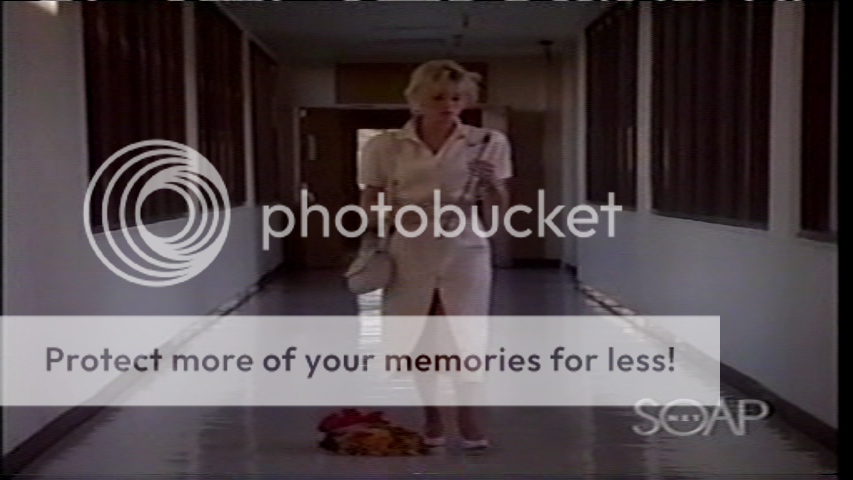 vlcsnap-2014-12-11-22h52m07s225_zpscd34c