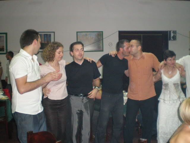 http://i220.photobucket.com/albums/dd42/libi_73/P6280106.jpg