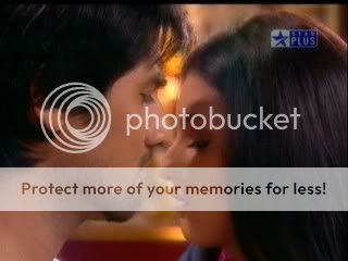 https://i220.photobucket.com/albums/dd91/khushijad/KDMHMD/12mar/kd12mar_0292.jpg